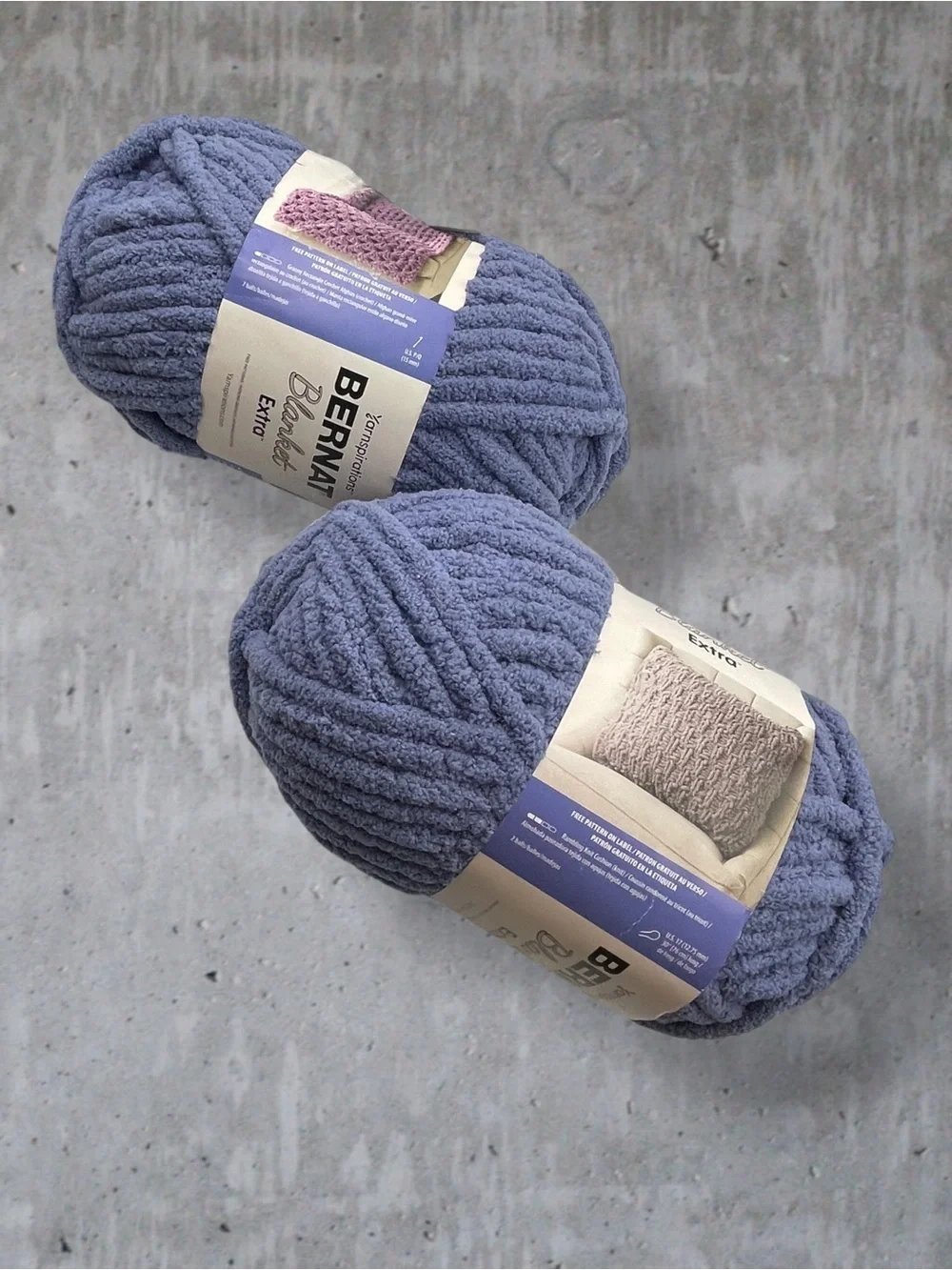 Bernat Blanket Extra Yarn Bundle 27011 NAVY MARINE 10.5oz/300g 220 Yards (2Pk)